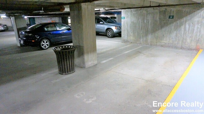 Building Photo - 15 N Beacon St