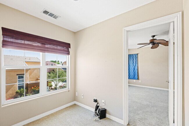 Building Photo - 52178 Rosewood Ln