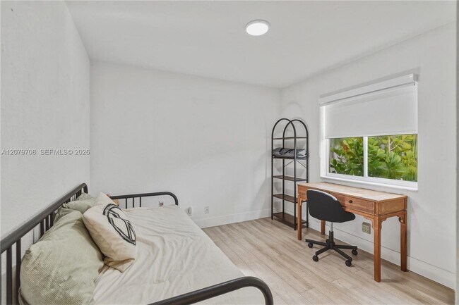 Building Photo - 1416 Canary Island Dr