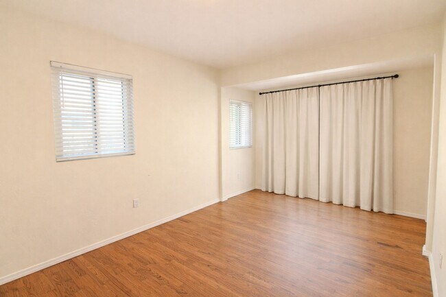 Building Photo - 3 Bedroom, 2 Bathroom Home w/ Large Backyard in Arroyo Grande