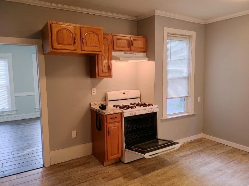 Building Photo - 164 South St