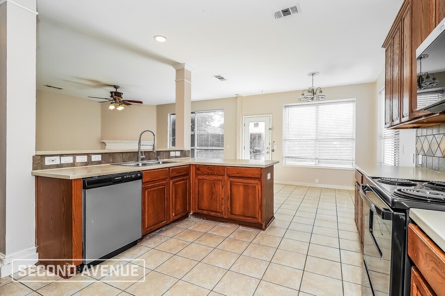 Building Photo - 1024 Ponderosa Ridge