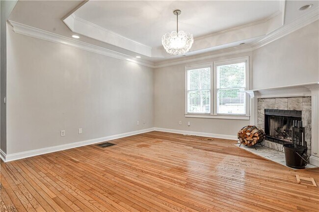 Building Photo - 1428 Metropolitan Ave SE