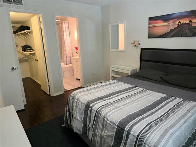 Building Photo - 7431 Holly Hill Dr