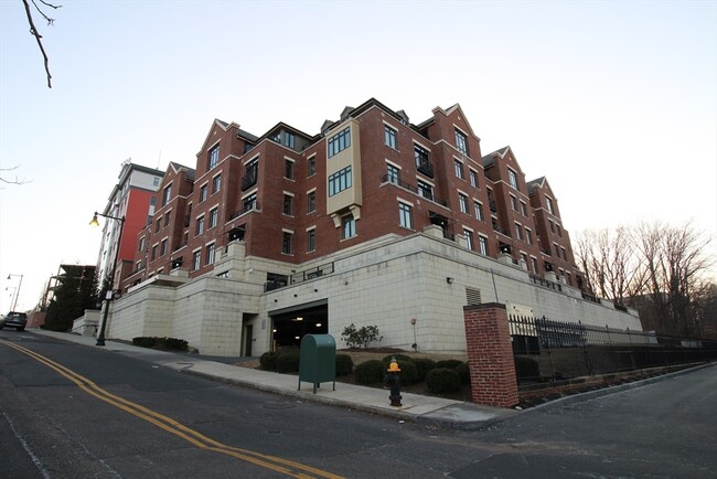 Building Photo - 1501 Commonwealth Ave