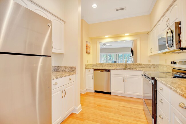 Building Photo - Pawleys Glen II