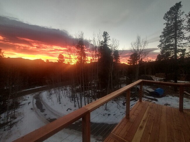 Building Photo - 173 Lodge Pole Way