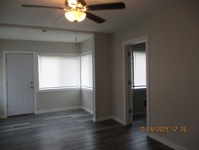 Building Photo - 300 N Tilden St