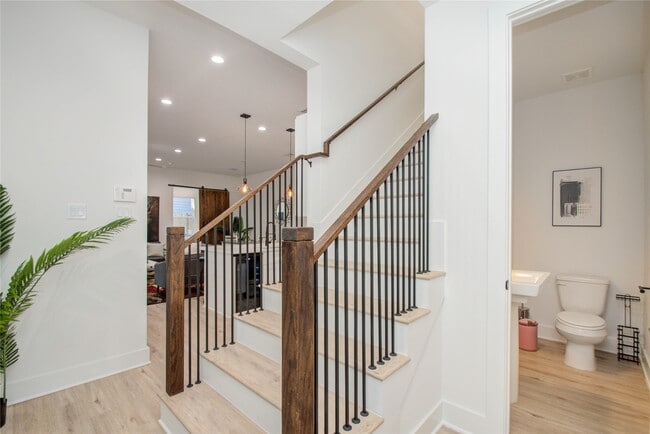 Building Photo - 4109 Hare St