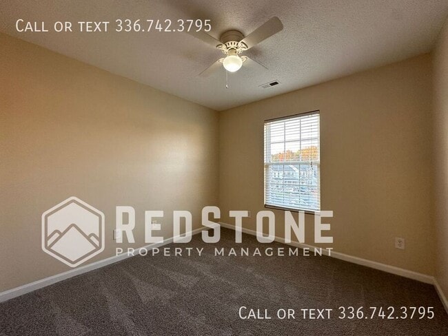 Building Photo - 610 Thistle Dr
