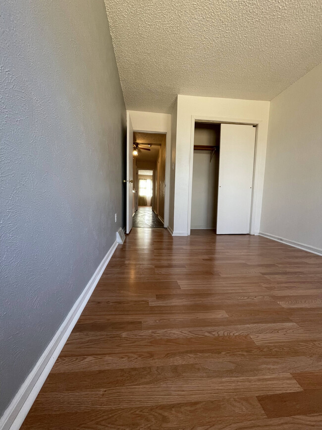 Building Photo - 13 Wilan Ln