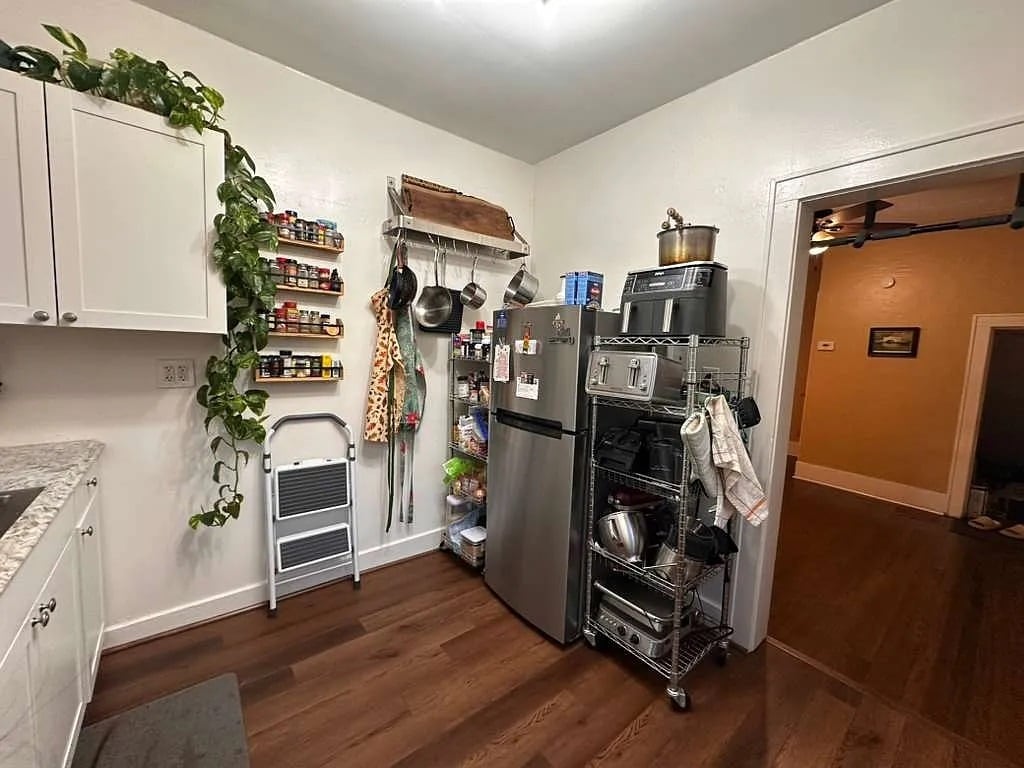 Building Photo - 442 Biddle Ave