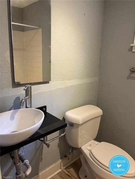 Building Photo - 1047 W Academy St