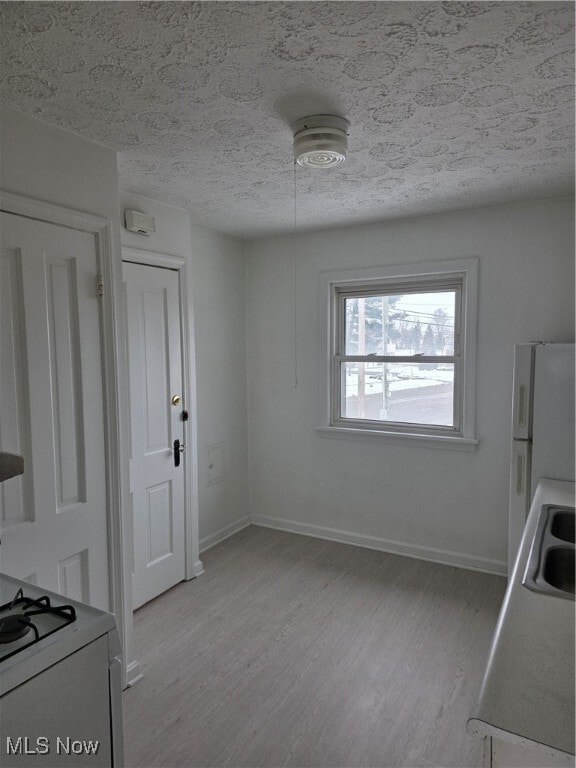 Building Photo - 5707 Pearl Rd