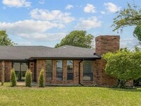 Building Photo - 306 Bardfield Ave
