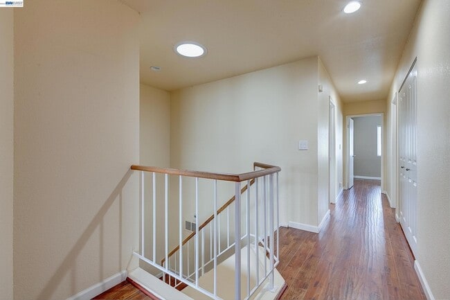 Building Photo - 5440 Twilight Common