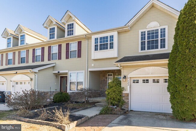 Building Photo - 123 Westbrook Dr