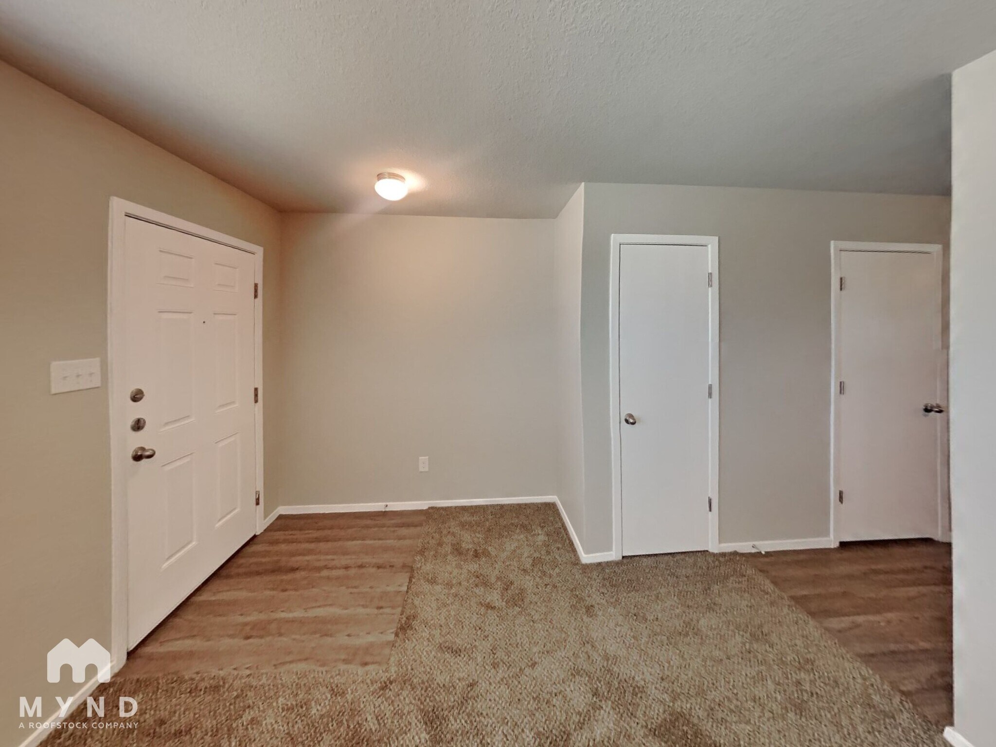 Building Photo - 9527 Apple Ridge Ln
