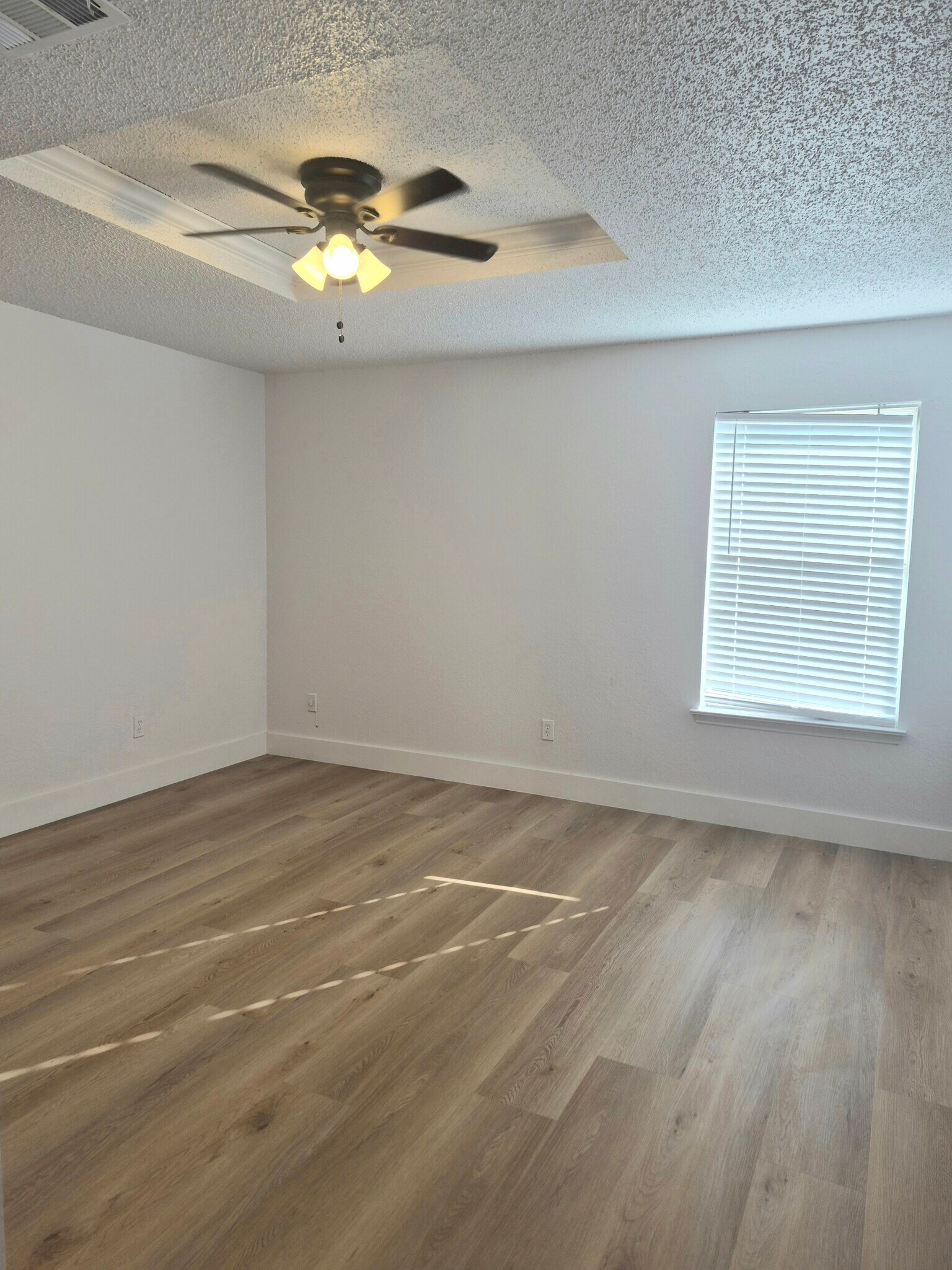 Building Photo - 5124 Trail Dust Ln