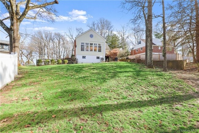 Building Photo - 152 Forest Dr