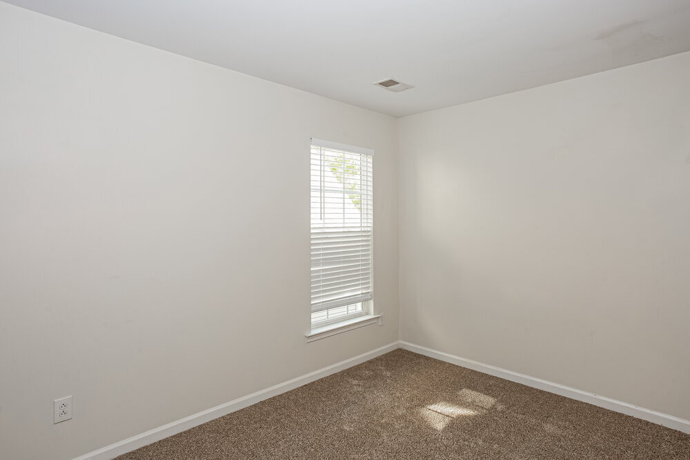 Building Photo - 11240 Cypress View Dr
