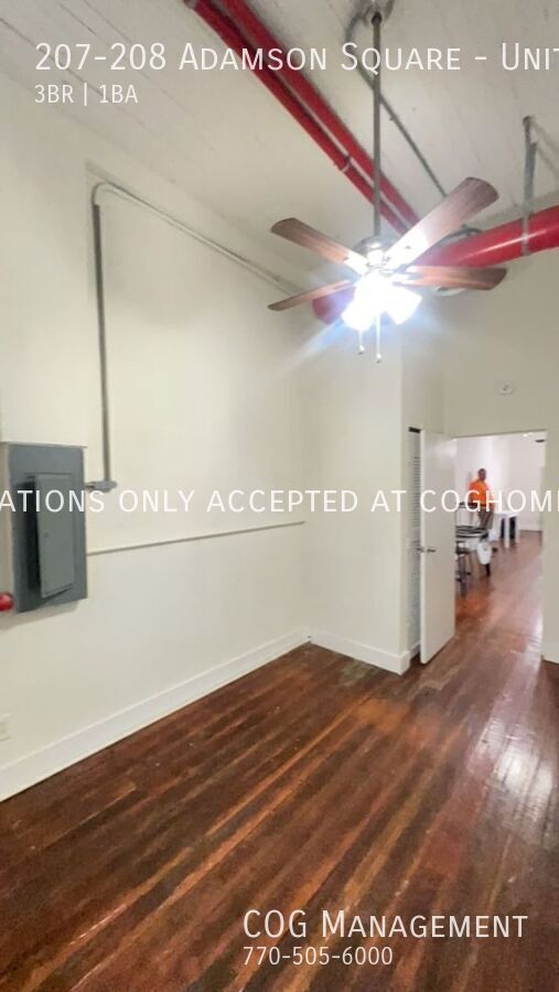 Building Photo - 207-208 Adamson Square-Unit A