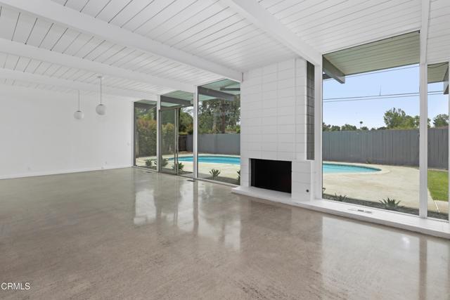 Building Photo - 3832 E Casselle Ave