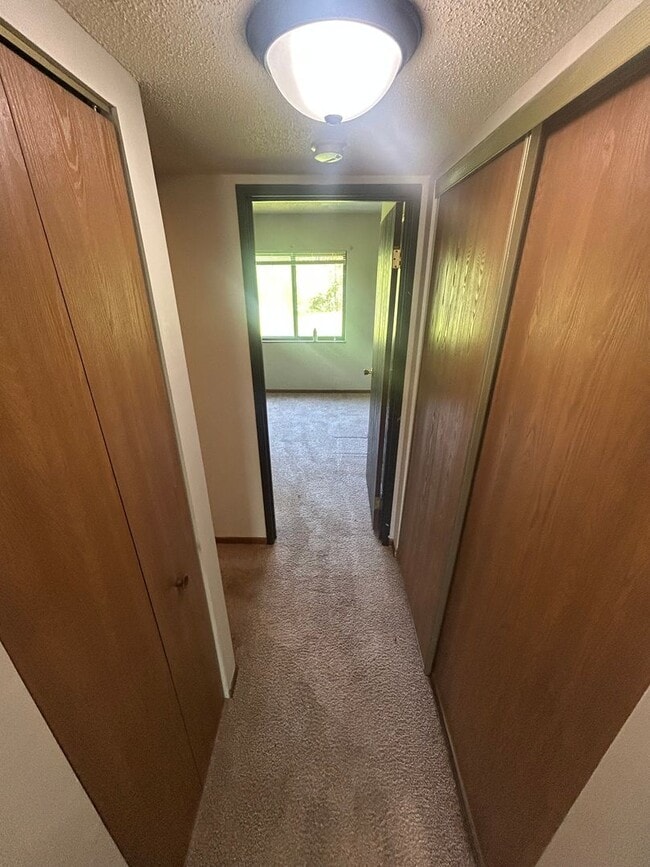 Building Photo - New one bedroom apartment in Butler!