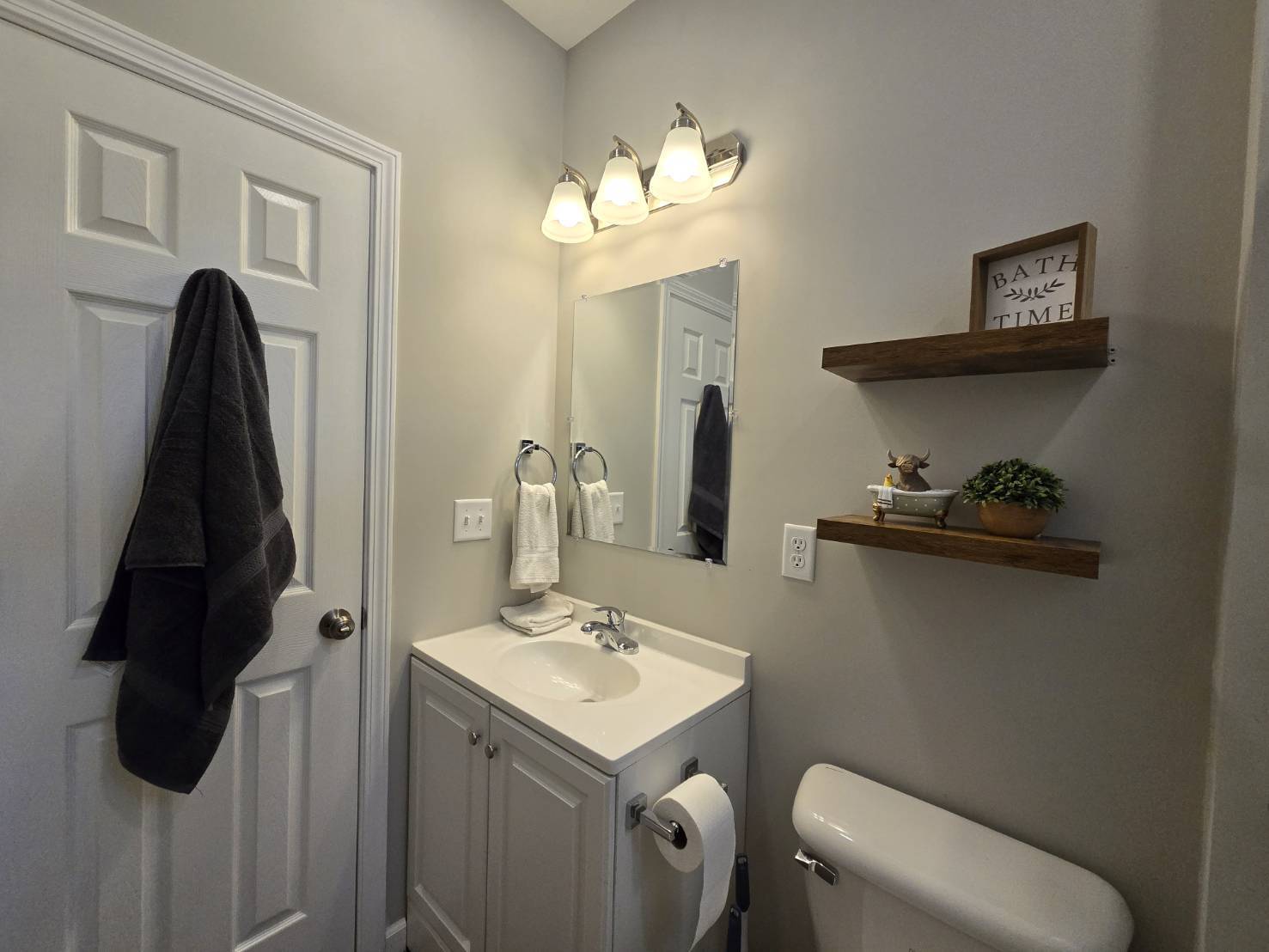 Building Photo - 203 N State St