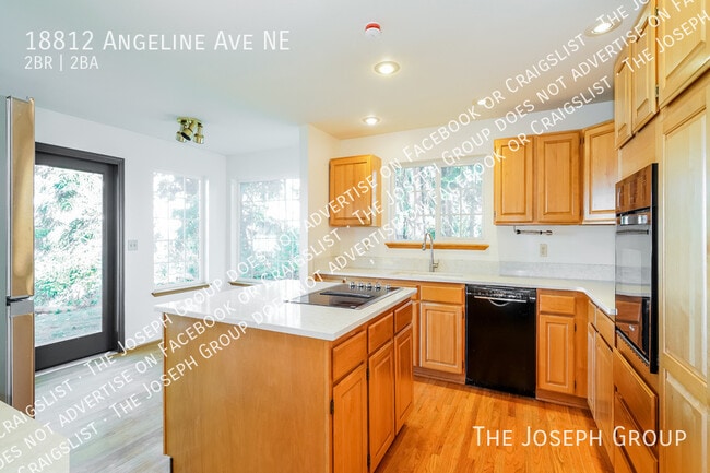 Building Photo - 18812 Angeline Ave NE
