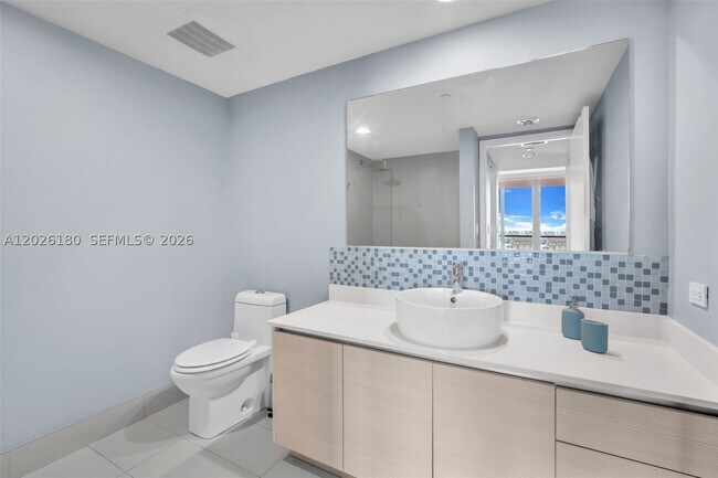 Building Photo - 2602 E HALLADALE T3105