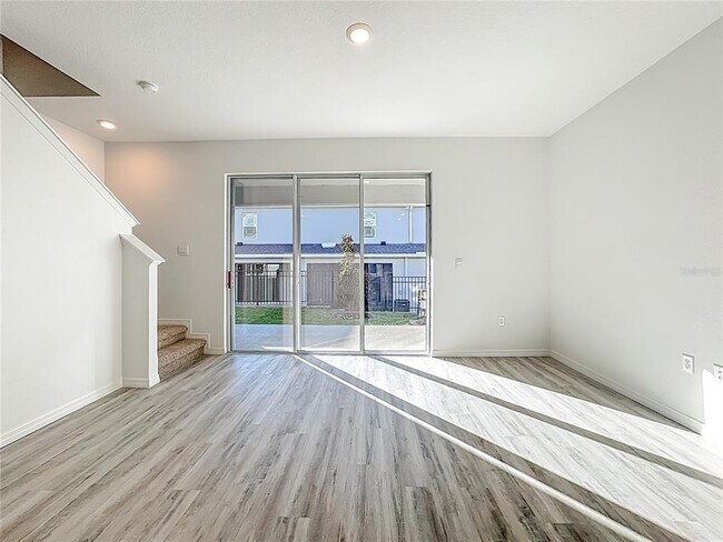 Building Photo - 2645 Olympic Ct