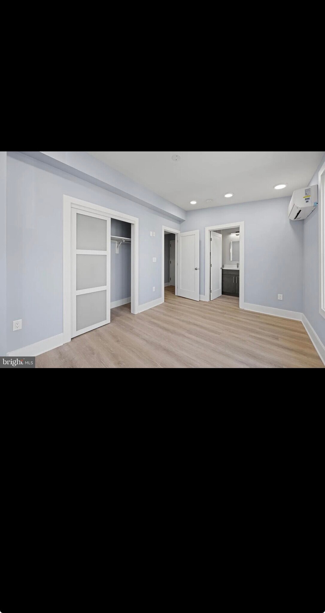 Building Photo - 4535 Avondale St