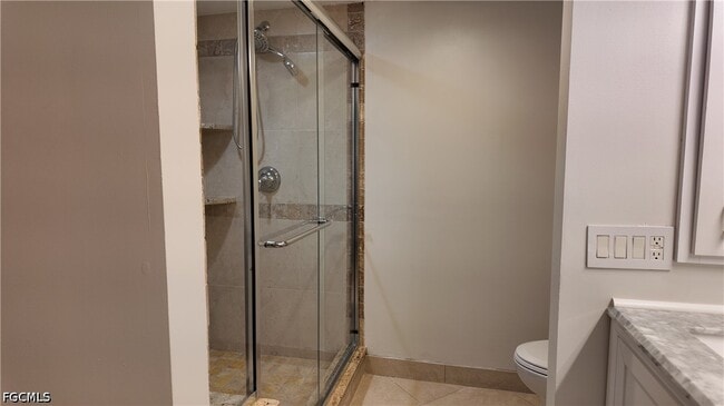 Building Photo - 509 Roma Ct