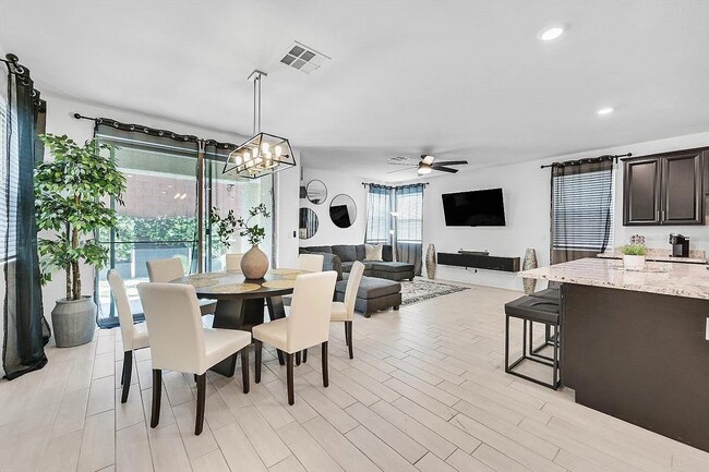 Building Photo - 7493 Monticello Bay Ct