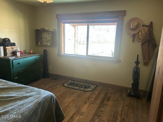 Building Photo - 200 W H Bar Rnch Rd