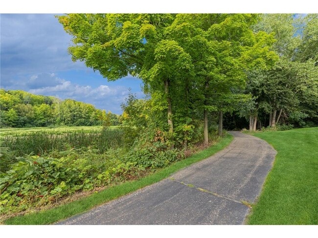 Building Photo - 16520 Tranquility Ct