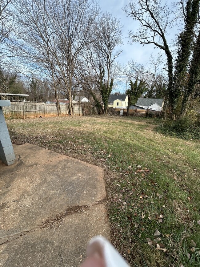 Building Photo - 202 Morgan St