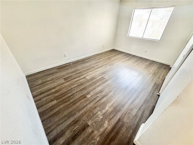 Building Photo - 1008 Falconhead Ln