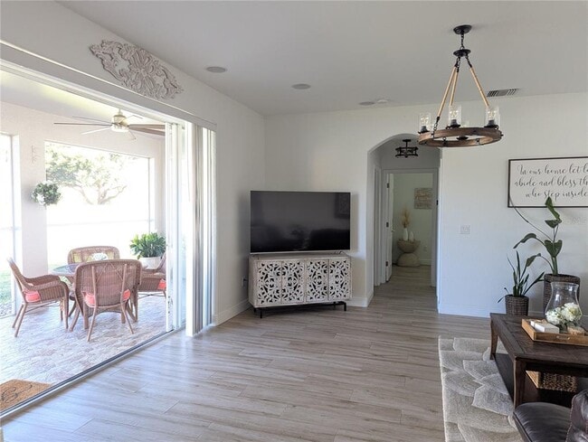 Building Photo - 3516 Hickory Hammock Loop