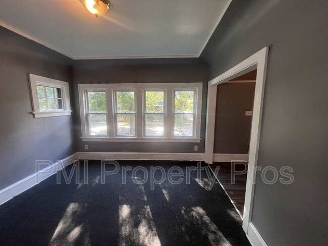 Building Photo - 1536 N 38th St