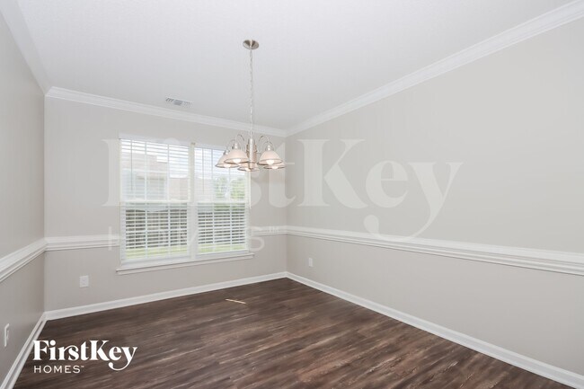 Building Photo - 145 Golden Valley Dr