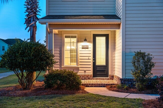 Building Photo - 143 Christian Dr