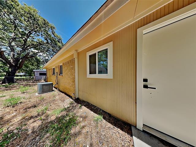 Building Photo - 12504 Shorecrest Ln