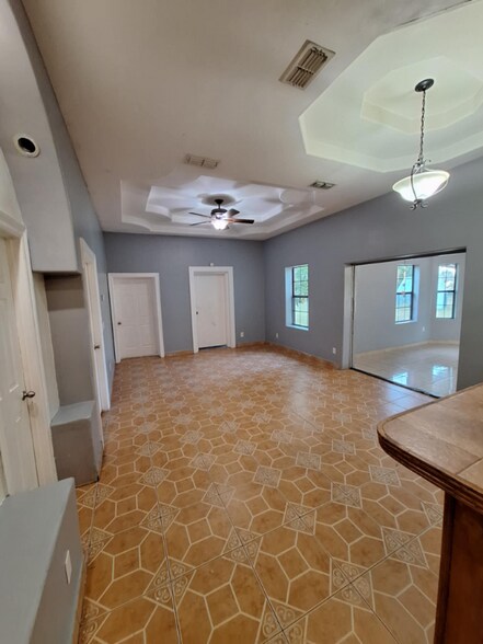 Building Photo - 4508 N Mile 4 1/2 W
