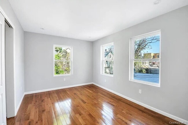 Building Photo - 51 Van Siclen Ave