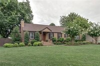 Building Photo - 308 Highland Ave