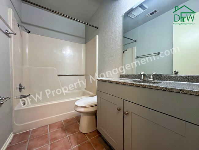 Building Photo - Charming Single-Story 2/2 Duplex with 2-Car Garage Just Steps from Your Back Door – Arlington, TX