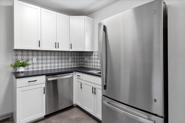 Building Photo - 1357 Genessee Ave