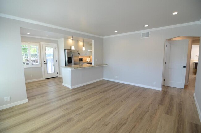 Building Photo - 126 22nd Ave